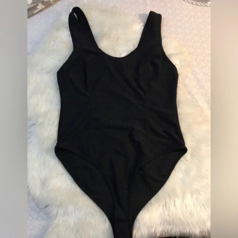 SOLD Last Chance! FOREVER 21 PLUS Slimming Black Bodysuit XL - Picture 4 of 8